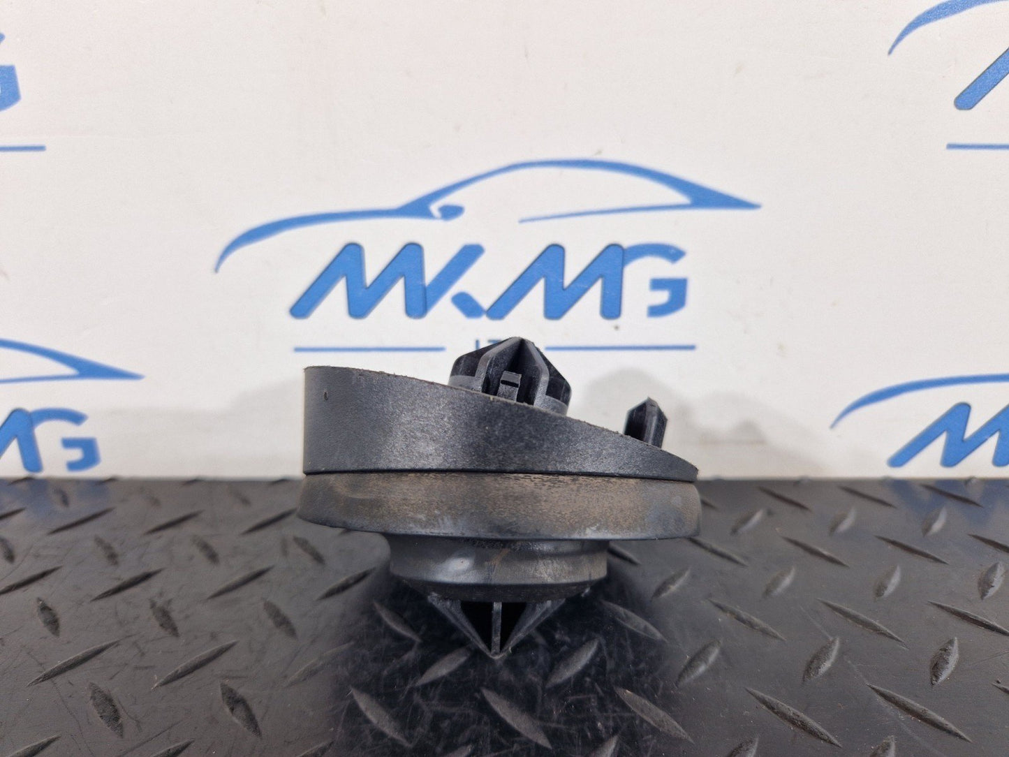 17-24 AUDI S5 F5 GENUINE SHOCK RUBBER MOUNT 8W0512148