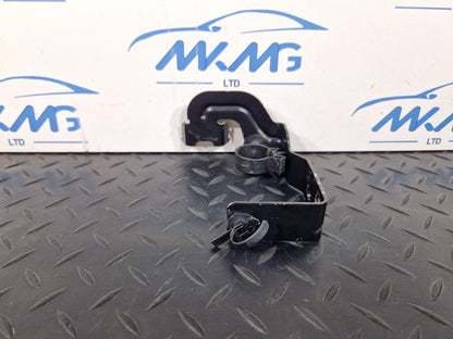 18-ON MERCEDES BENZ SPRINTER W907 W910 OEM BRACKET A9108301701