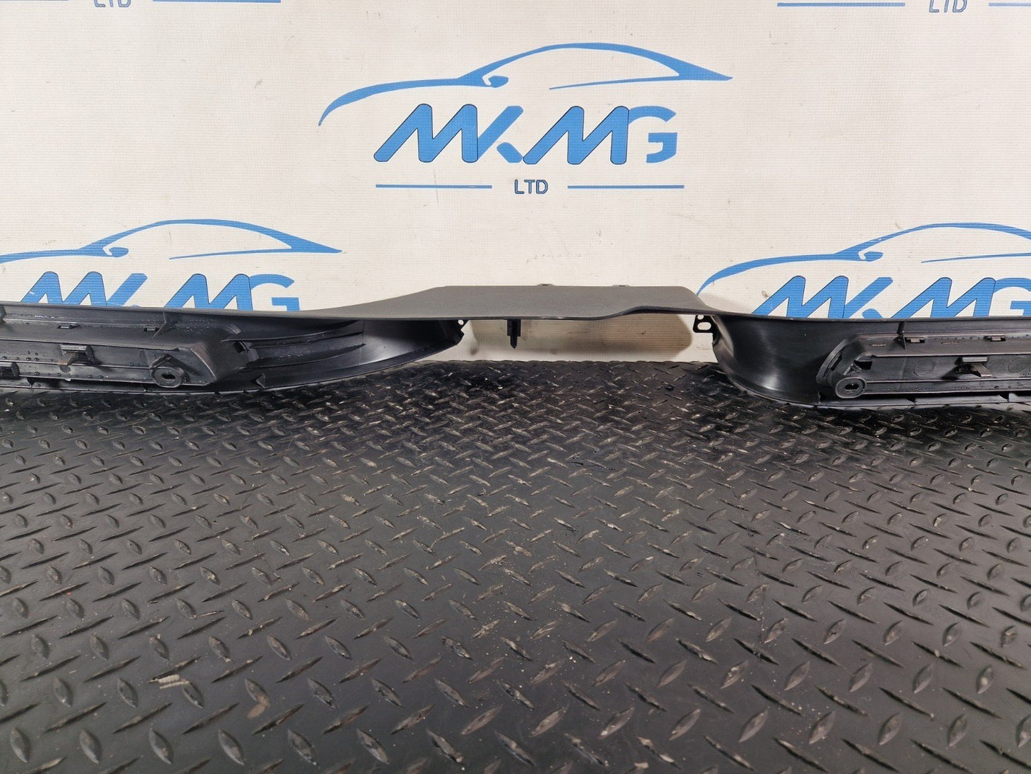 10-15 AUDI Q7 4L GENUINE RIGHT LOWER SILL TRIM 4L0853370