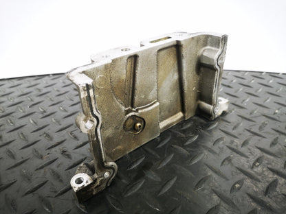 16-19 AUDI A4 B9 S-LINE GENUINE V6 3.0TDI CSW CYLINDER HEAD END PLATE 059109122T