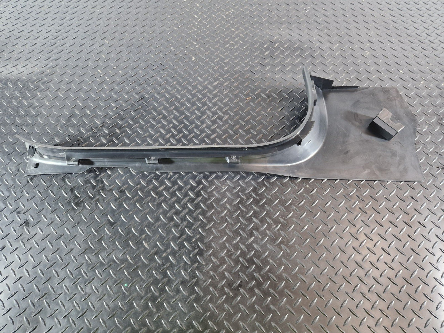 16-22 MERCEDES BENZ X253 RIGHT DRIVER SIDE O/S INNER SILL TRIM COVER A2056860636