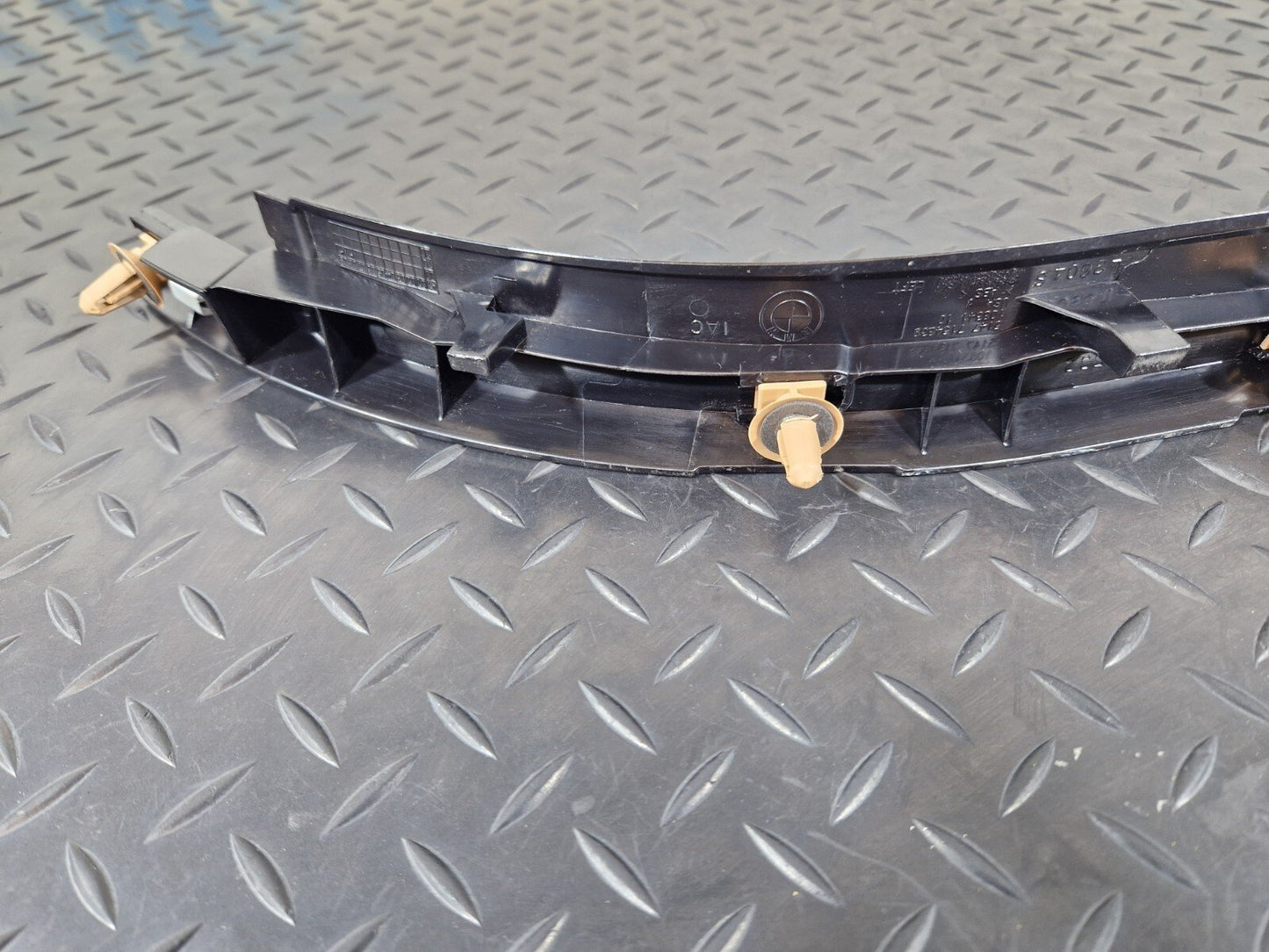 10-13 BMW X5 E70 LCI REAR LEFT N/S ENTRY TRIM 7154839