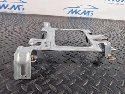 19-ON RANGE ROVER EVOQUE L551 ENTERTAINMENT SYSTEM BRACKET MOUNT M8D2112D34AA