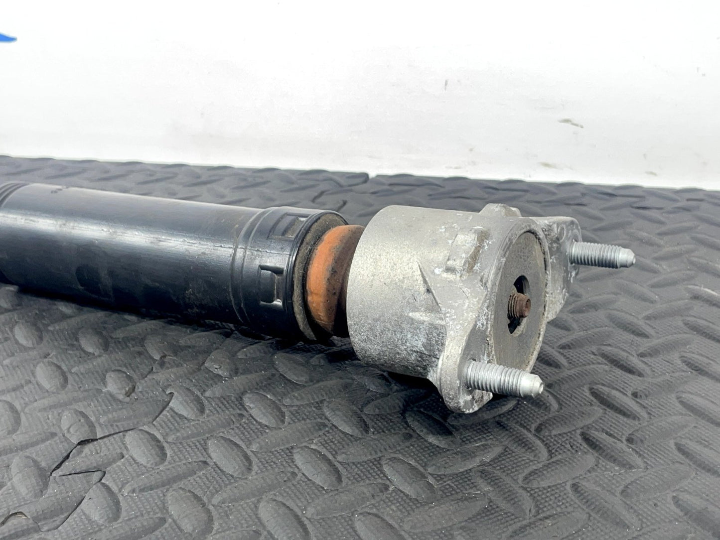12-18 MERCEDES A B CLA-W176 W246 C117 GENUINE REAR SHOCK ABSORBER A1763201531