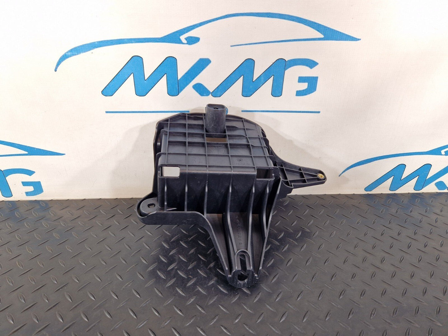 Mercedes-Benz Unknown Part Type A2055451640