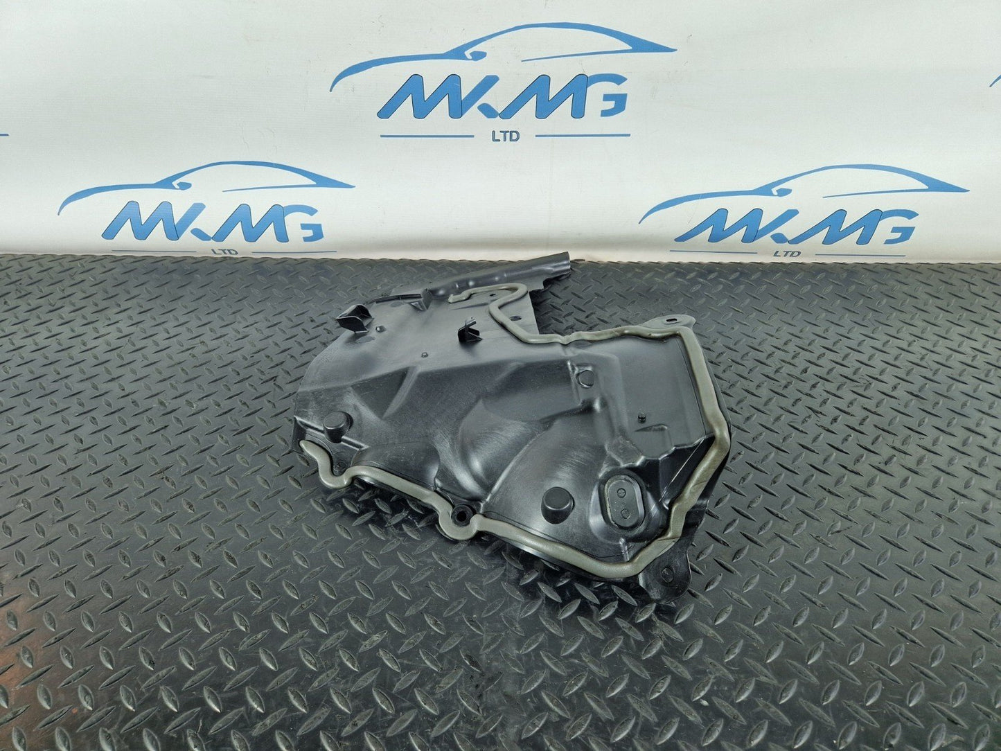 14-21 MERCEDES BENZ W205 GENUINE ENGINE PARTITION PROTECTION SHIELD A2056206001