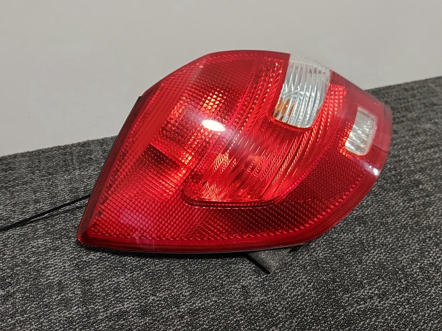 2008 Skoda Fabia 5J Genuine Rear Left N/S Passenger Tail Lamp Light