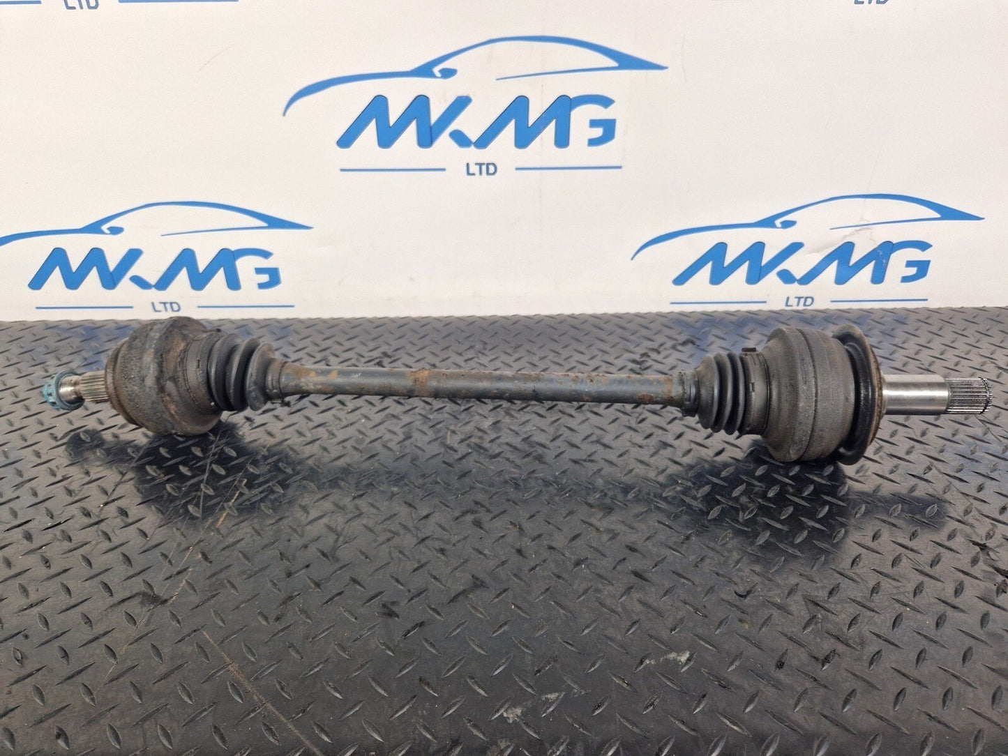 14-21 MERCEDES BENZ C300h W205 O/S DRIVER SIDE RIGHT REAR DRIVESHAFT A2113570091
