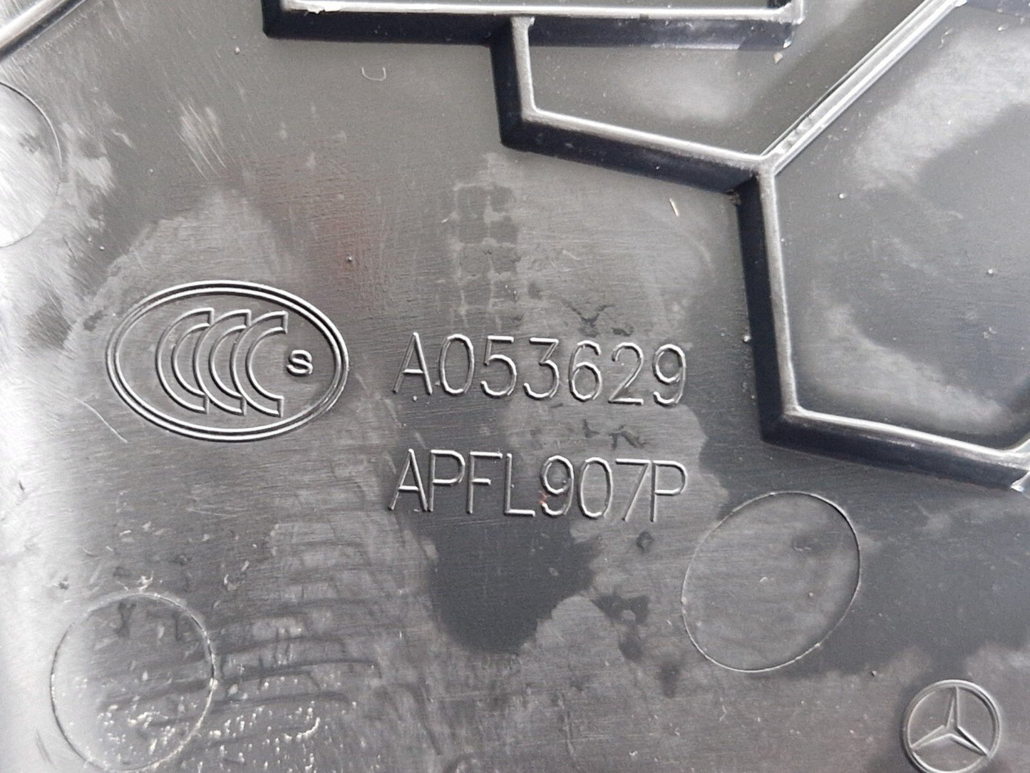 18-ON MERCEDES BENZ SPRINTER W907 W910 FRONT RIGHT A-PILLAR COVER A9076901200