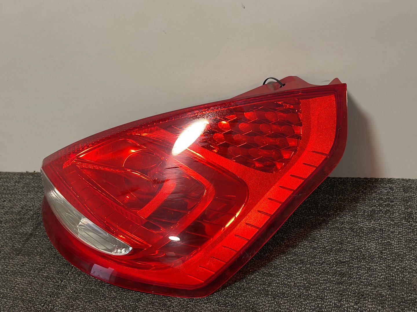 2010 Ford Fiesta MK7 Genuine Rear Right O/S Driver Tail Light 8A61-13404-A