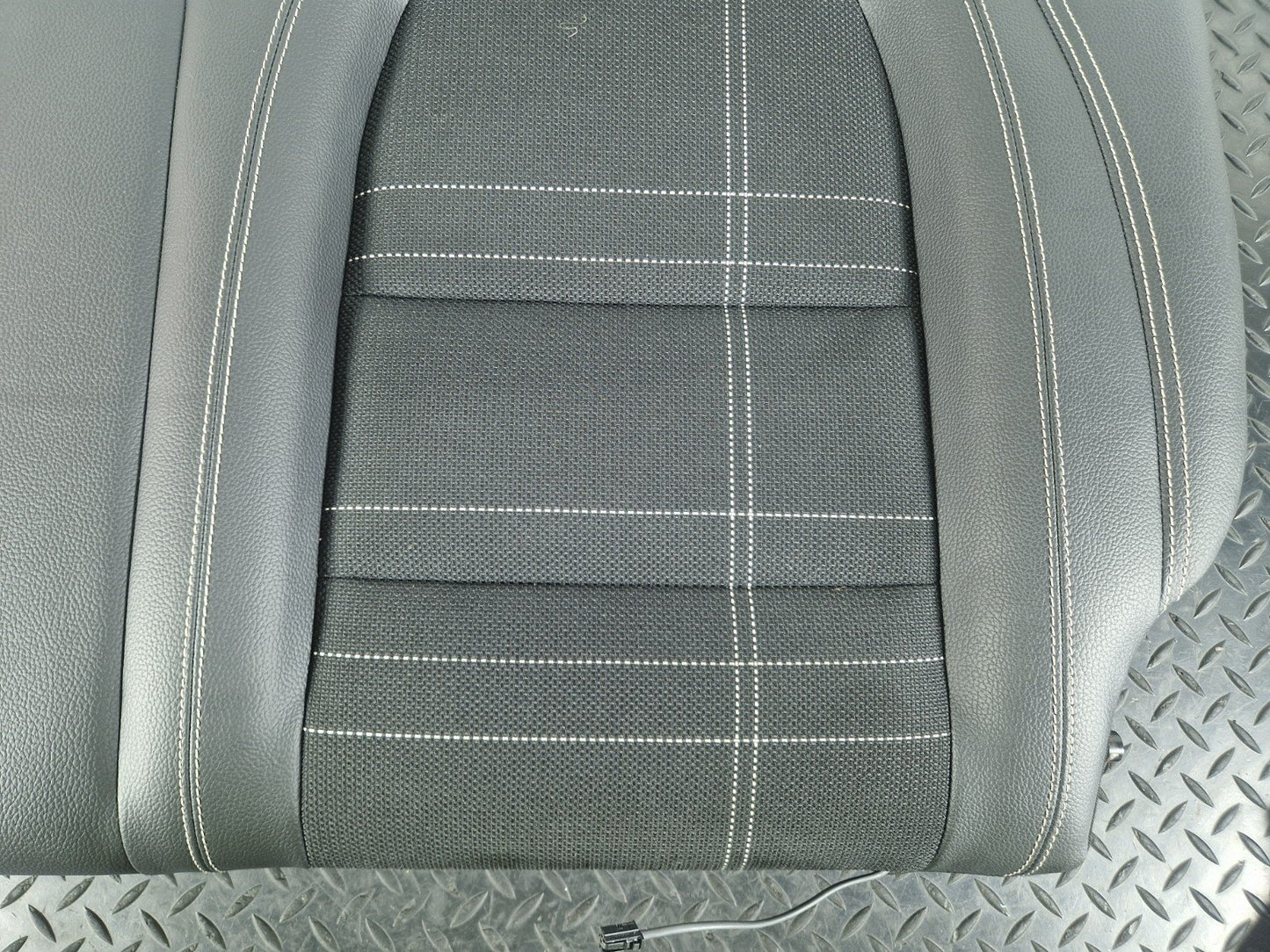 13-19 MERCEDES BENZ CLA C117 GENUINE REAR LEFT N/S BACKREST HALF LEATHER SEAT