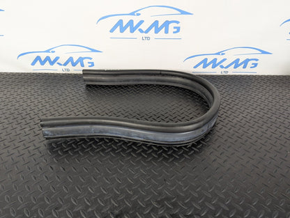 11-19 MERCEDES BENZ ML W166 OEM ENGINE RUBBER SEAL A1668870098