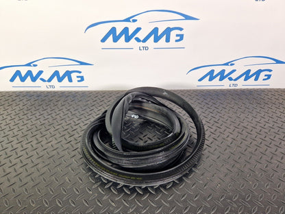 14-21 MERCEDES BENZ C220d W205 FRONT DOOR LEFT SIDE RUBBER SEAL A2056970051