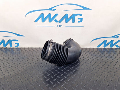 14-23 MERCEDES BENZ VITO W447 2.1d GENUINE AIR INTAKE PIPE 70548449
