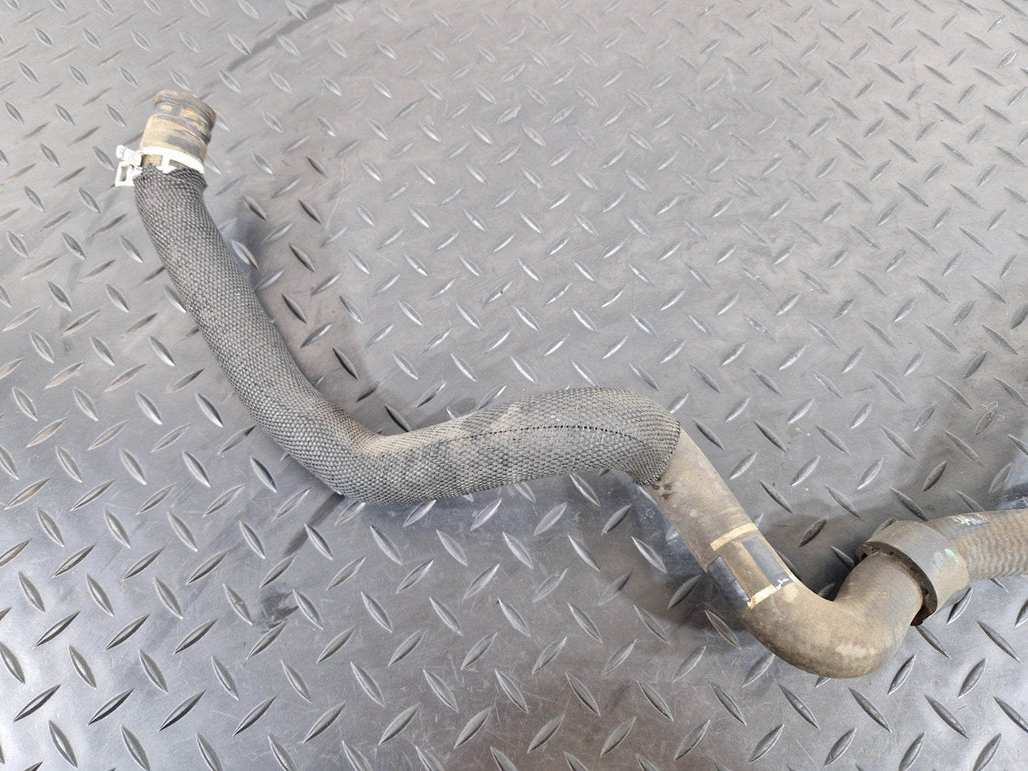 18-ON MERCEDES BENZ A CLASS W177 OEM HEATER RETURN HOSE TO ENGINE A2478303601