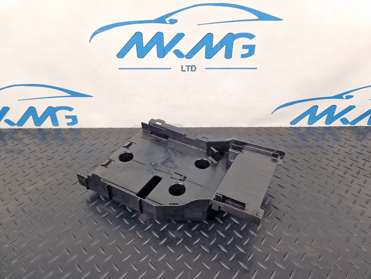 MERCEDES BENZ SPRINTER W907 W910 MODULE UNIT BRACKET HOLDER MOUNT A9105450800