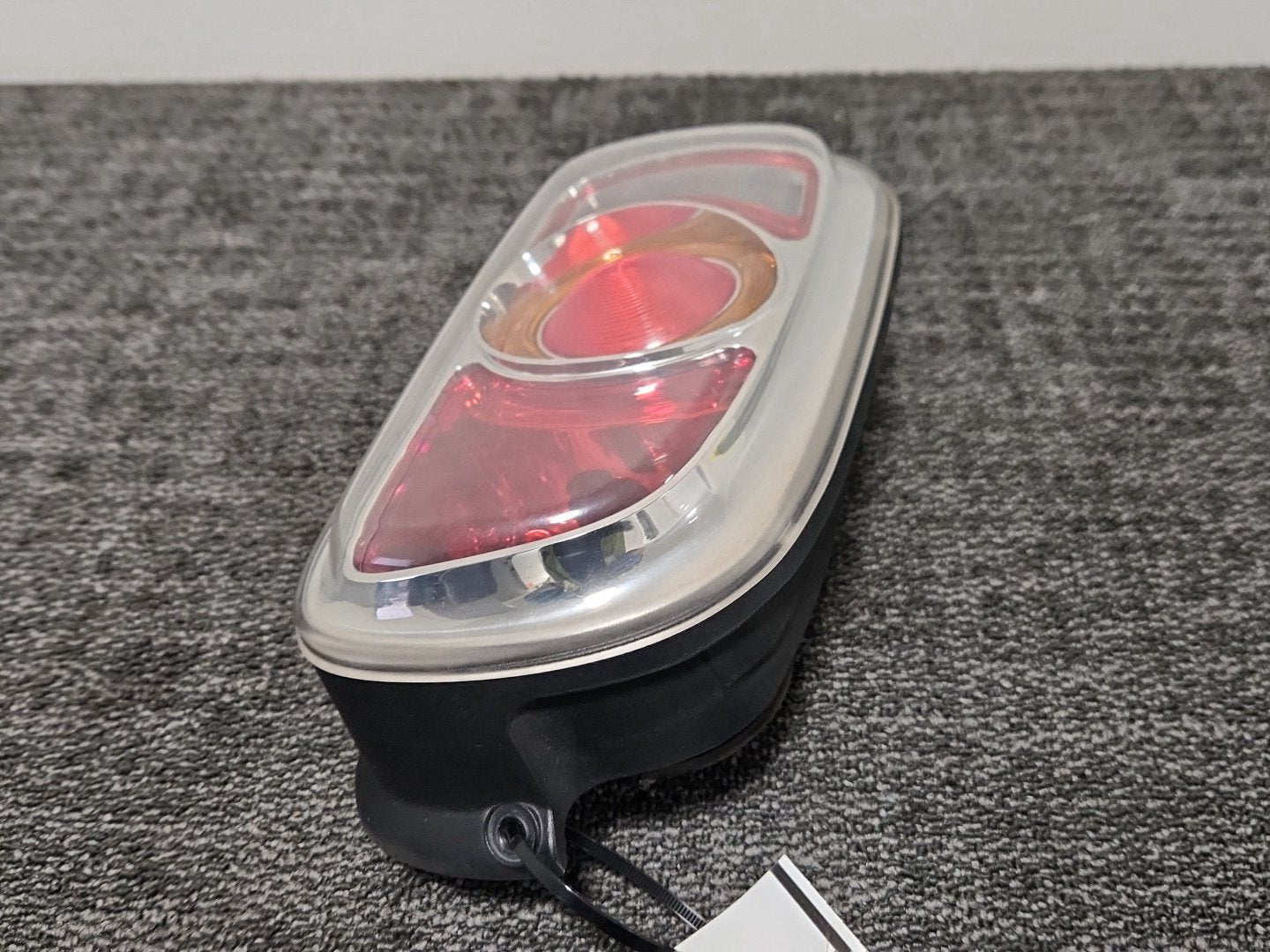 2012 Mini Cooper Clubman R55 - Rear Left Outer Light