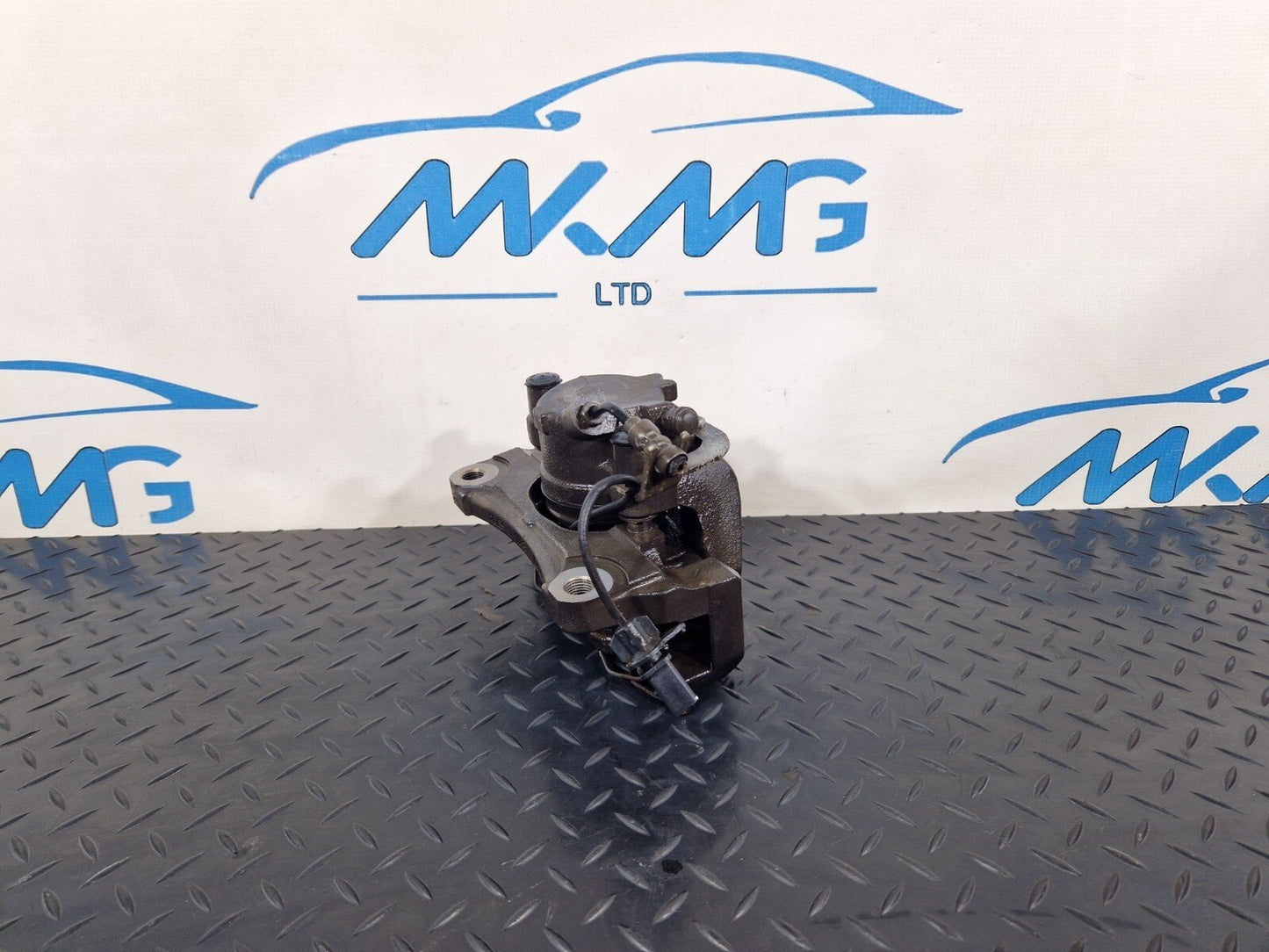 16-24 AUDI A5 F5 GENUINE FRONT LEFT PASSENGER SIDE BRAKE CALIPER 8W05DH