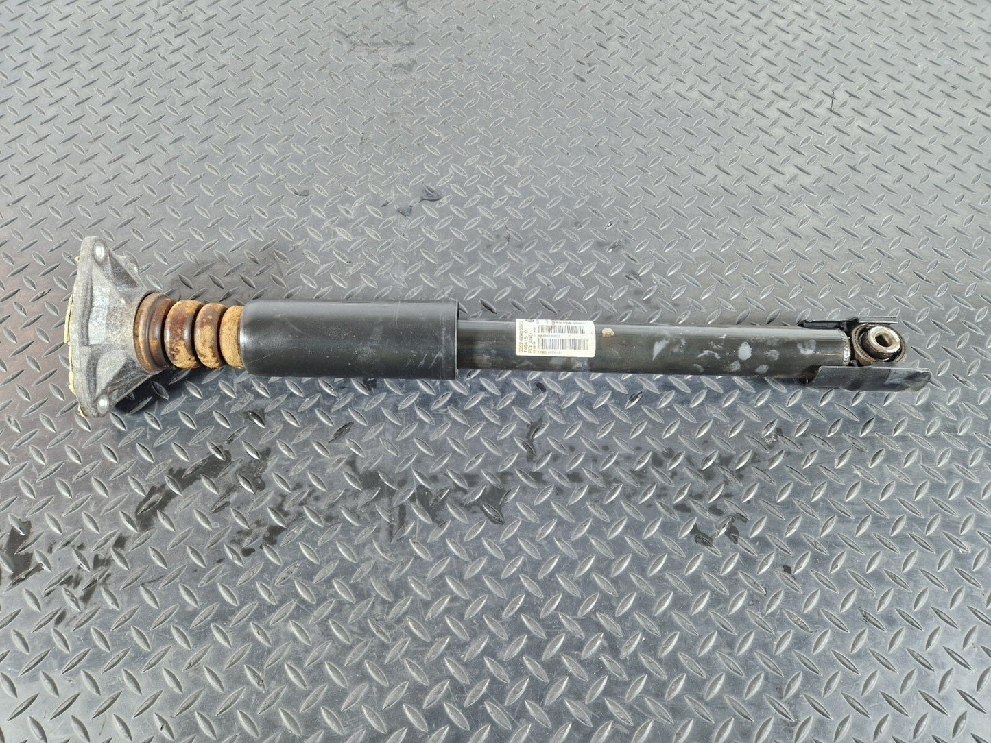16-22 BMW X1 F48 GENUINE REAR LEFT RIGHT SHOCK ABSORBER DAMPER 6861669