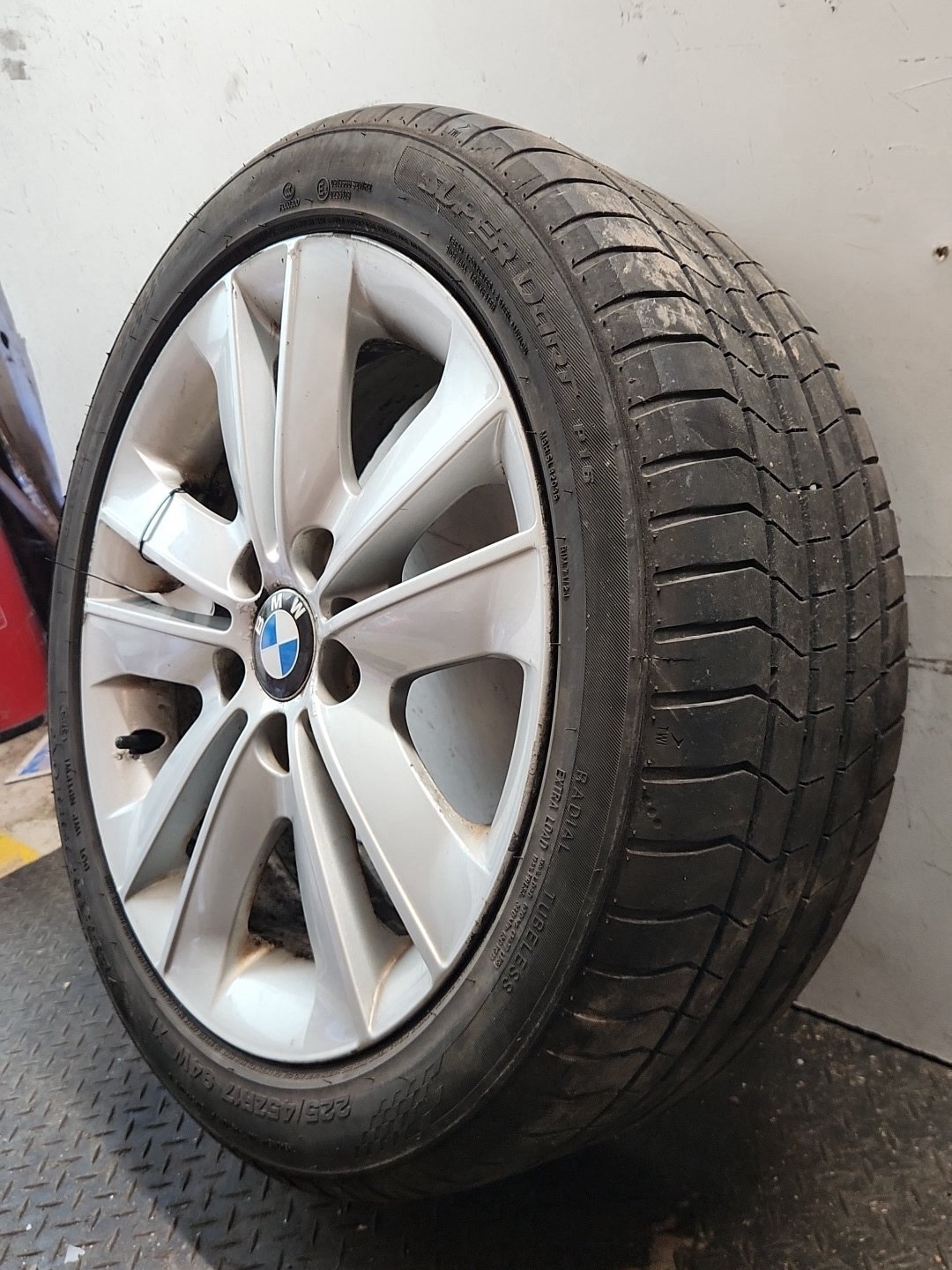 2009 BMW 116d E87 17" Alloy Wheel with Tyre 225/45/17 ~4mm 6775621