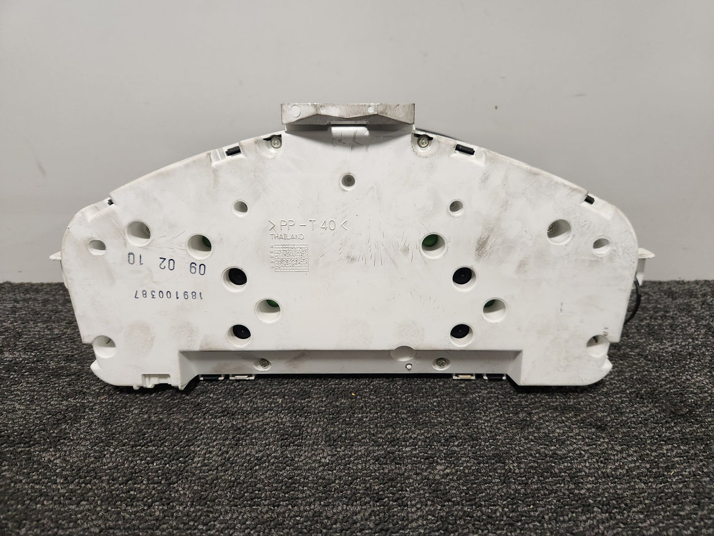 Volvo V50 MK2 FL (MW) Estate Genuine Speedometer Instrument Cluster 30733375