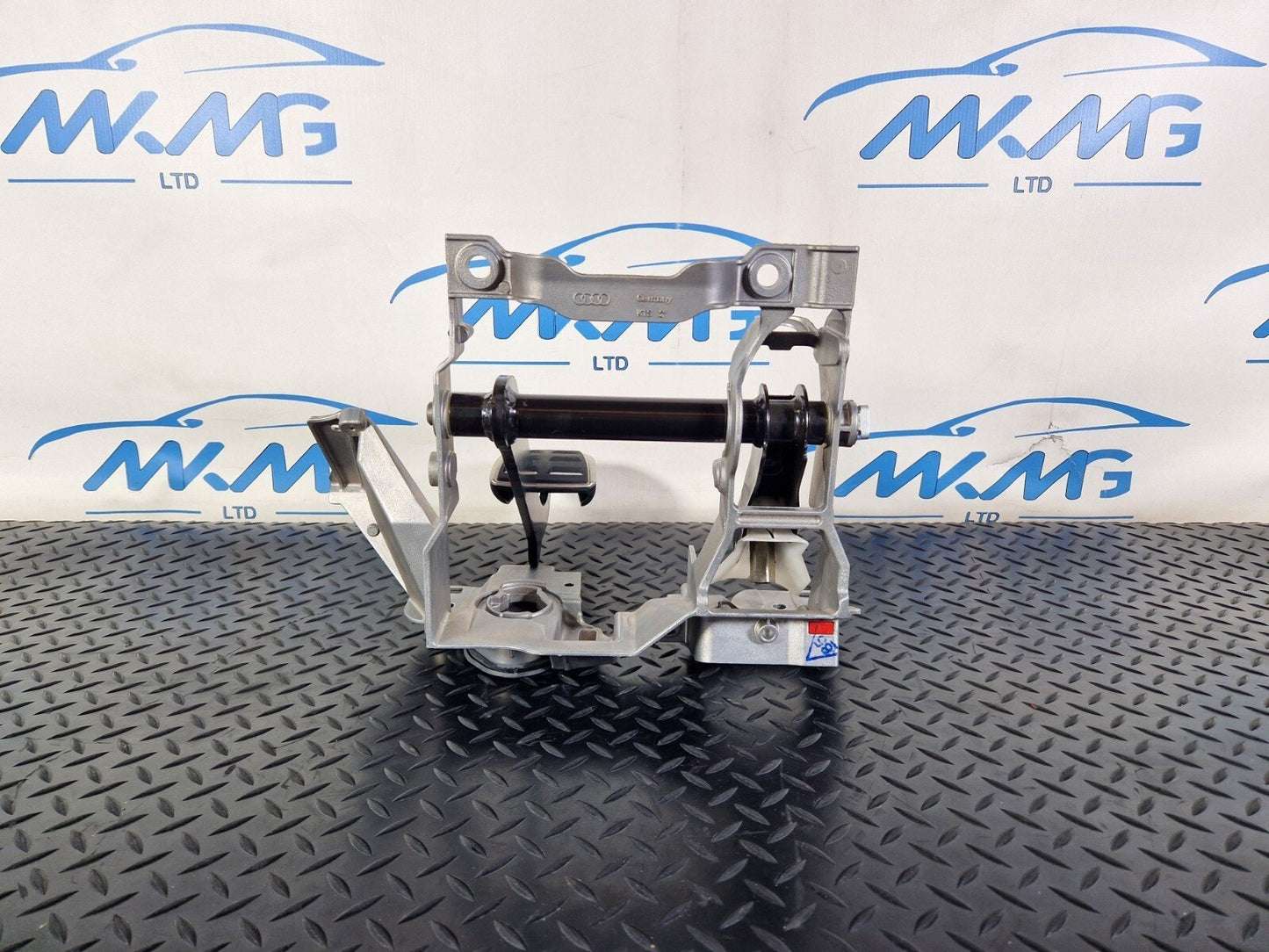 16-24 AUDI A5 F5 BRAKE PEDAL ASSEMBLY BRACKET MOUNT 8W2723117 8K0721495