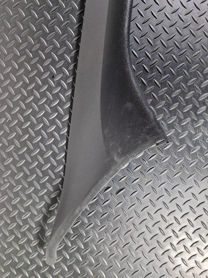 18-ON MERCEDES BENZ SPRINTER W907 W910 FRONT RIGHT A-PILLAR COVER A9076901200