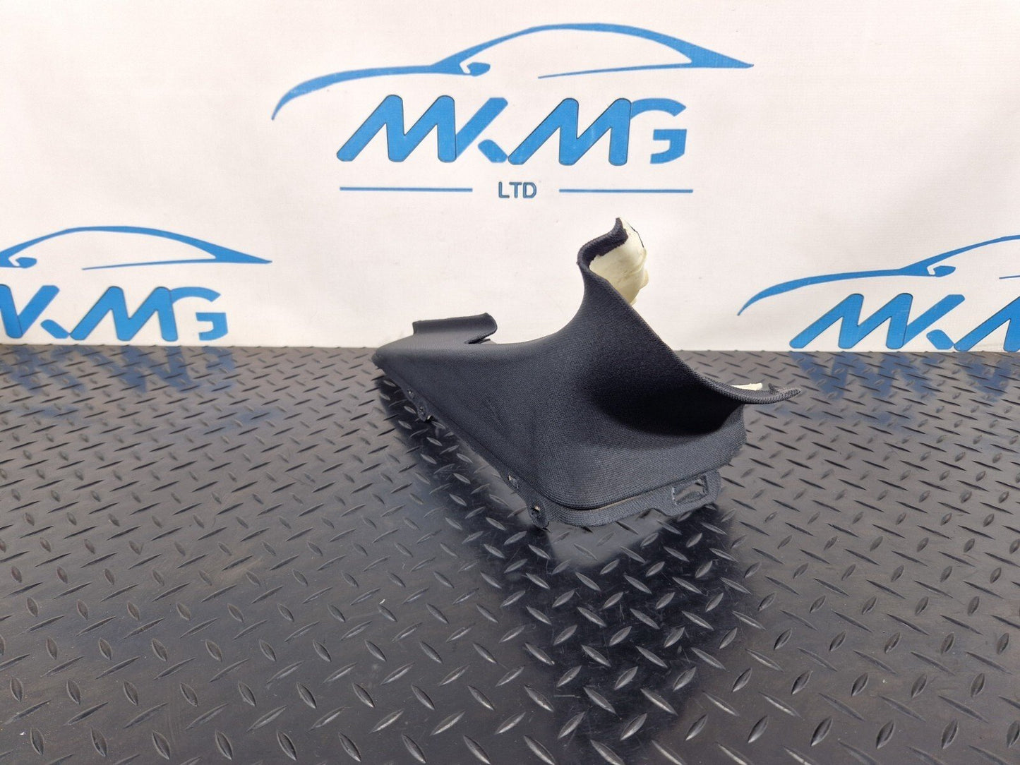 10-18 AUDI A7 4G S-LINE GENUINE REAR LEFT D PILLAR TRIM 4G8867245