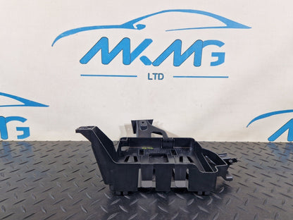 16-19 AUDI A4 B9 S-LINE GENUINE COMFORT CONTROL MODULE BRACKET HOLDER 8W0907368