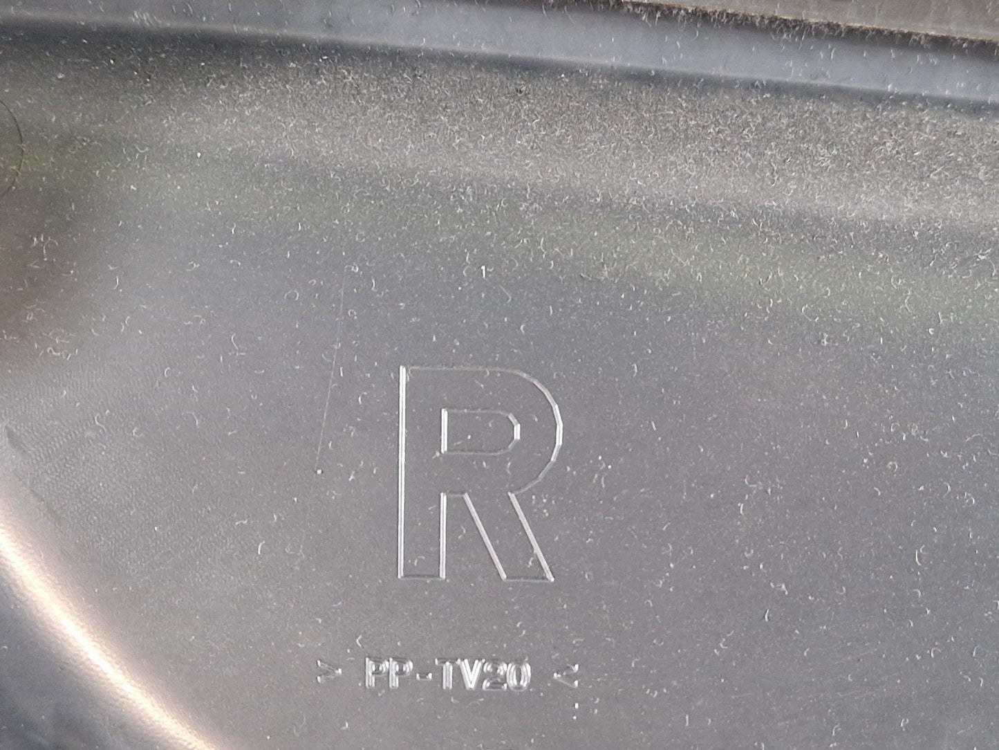 10-15 AUDI Q7 4L RIGHT DRIVER SIDE BOOT FLOOR TOOLBOX TRIM PANEL 4L0863880AA
