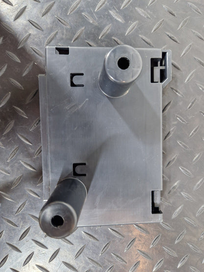18-ON MERCEDES BENZ SPRINTER W907 INTERIOR CONTROL UNIT BRACKET A9075450500