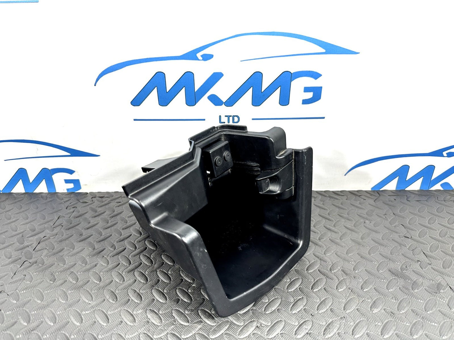 BMW 2 series F46 Rear Deck boot Storage Box 7327034
