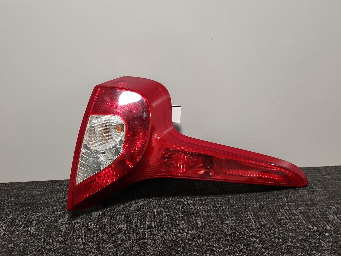 2011 Volvo C30 MK1 FL (MK) (533) Genuine Rear Left N/S Tail Light 31213913
