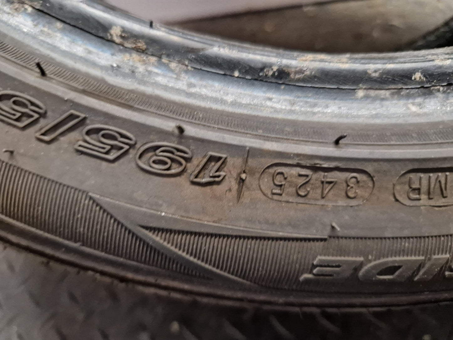Arrowspeed 195/50/R15 82V AS-S01 Genuine ~6mm Tread