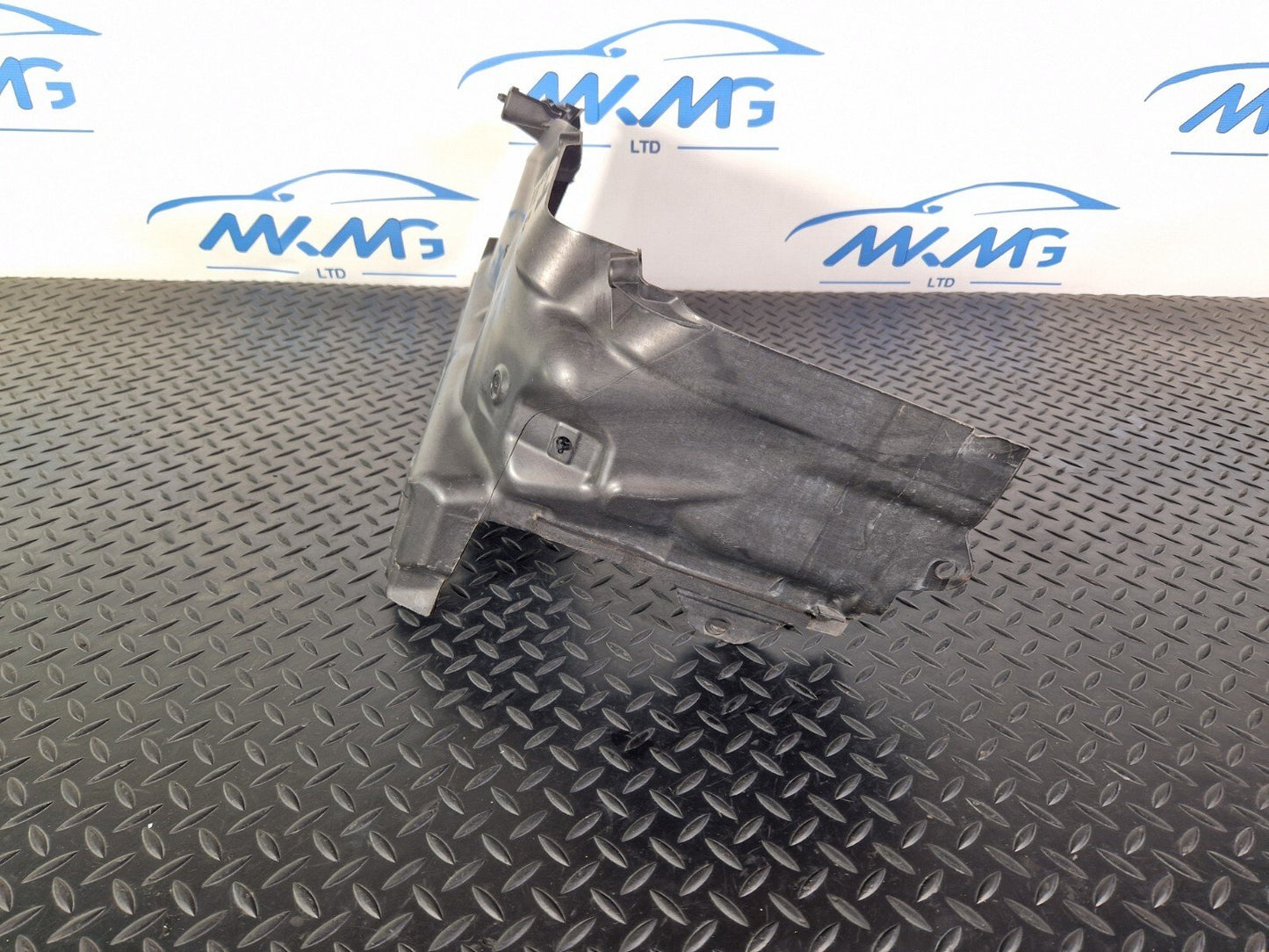 14-21 BMW 2 SERIES 218d GRAN TOURER F46 OEM BULKHEAD LOWER SECTION TRIM 7290814