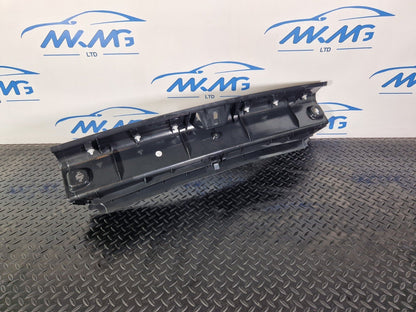 14-20 MERCEDES BENZ GLA 200 X156 TAILGATE COVER TRIM RIGHT A1567402000