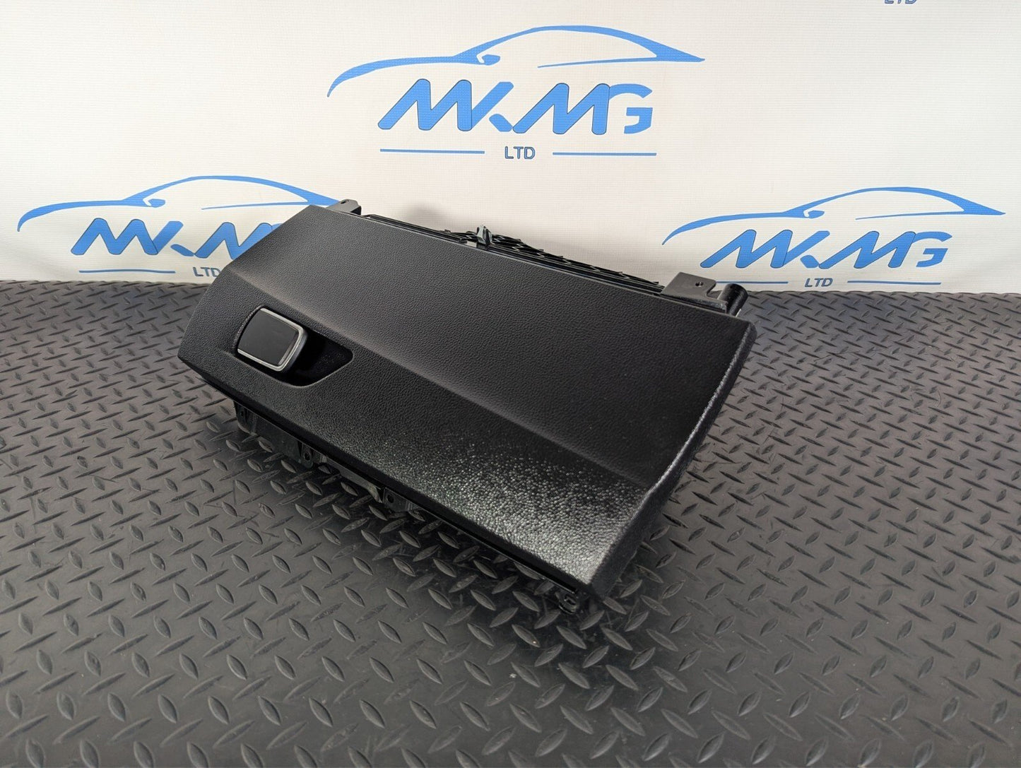 BMW 2 SERIES F22 M SPORT GENUINE DASHBOARD GLOVEBOX STORAGE COMPARTMENT 9227250