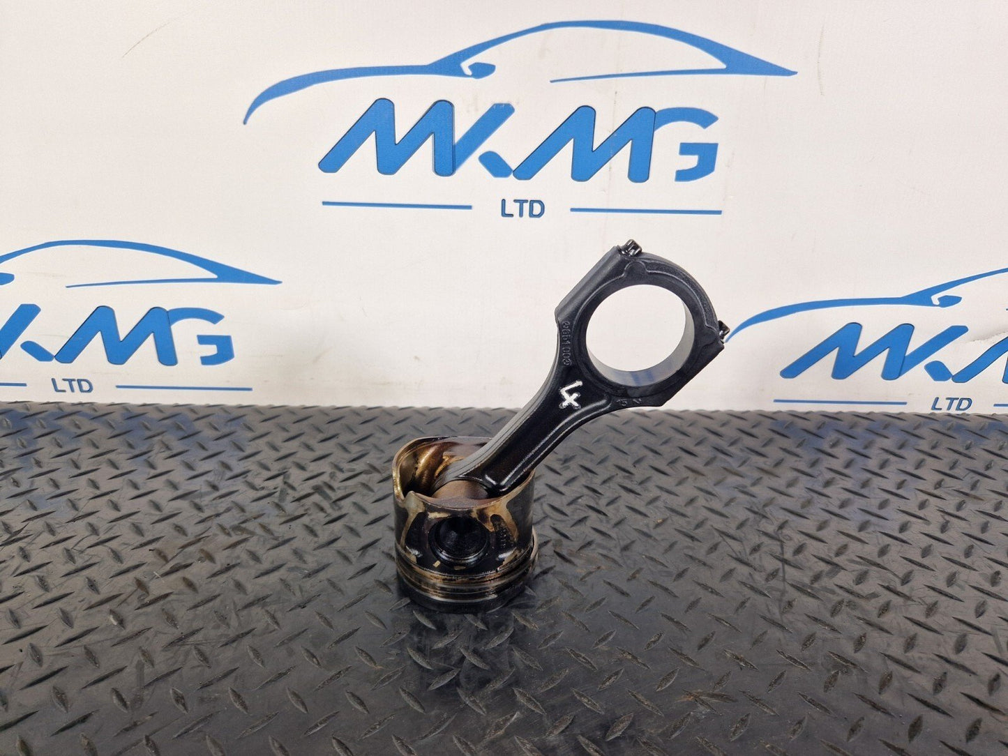14-21 MERCEDES BENZ C300h W205 COMPLETE PISTON WITH CON ROD 65100