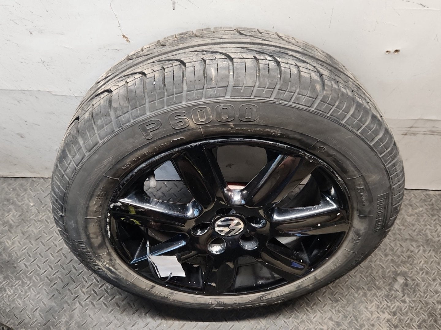 2011 Volkswagen Polo 6R MK5 15" Alloy Wheel with Tyre 185/60/15 ~6mm 6R0601025D