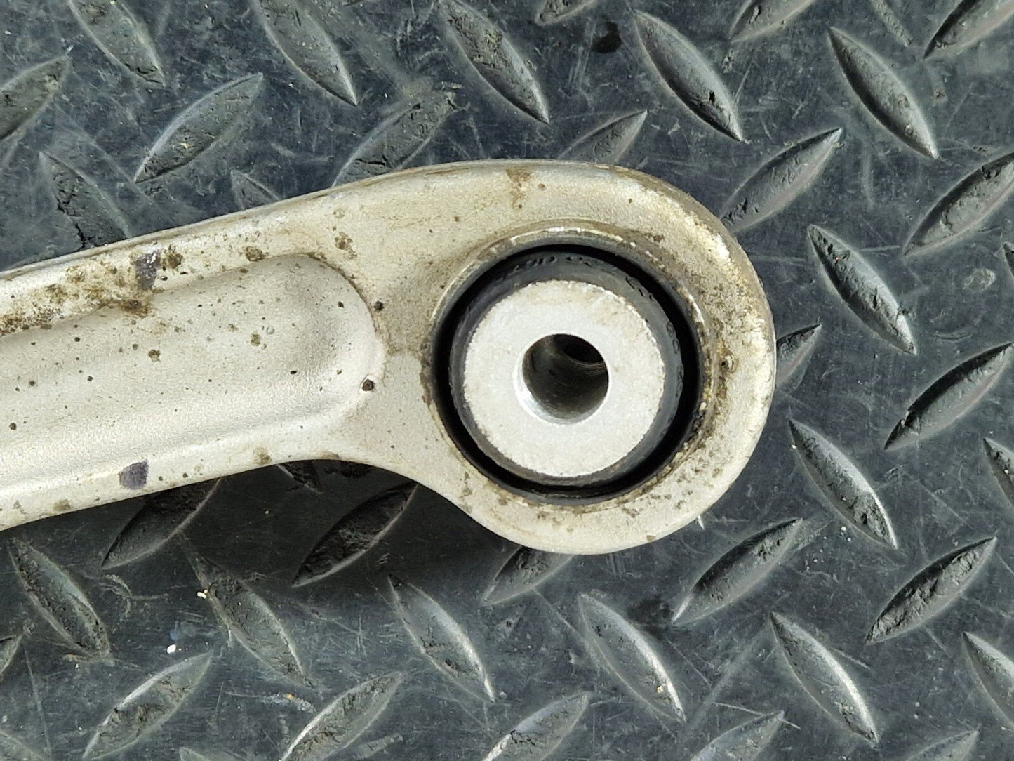 14-21 MERCEDES BENZ W205 CONTROL ARM WISHBONE REAR PASSENGER LEFT A20407FI6