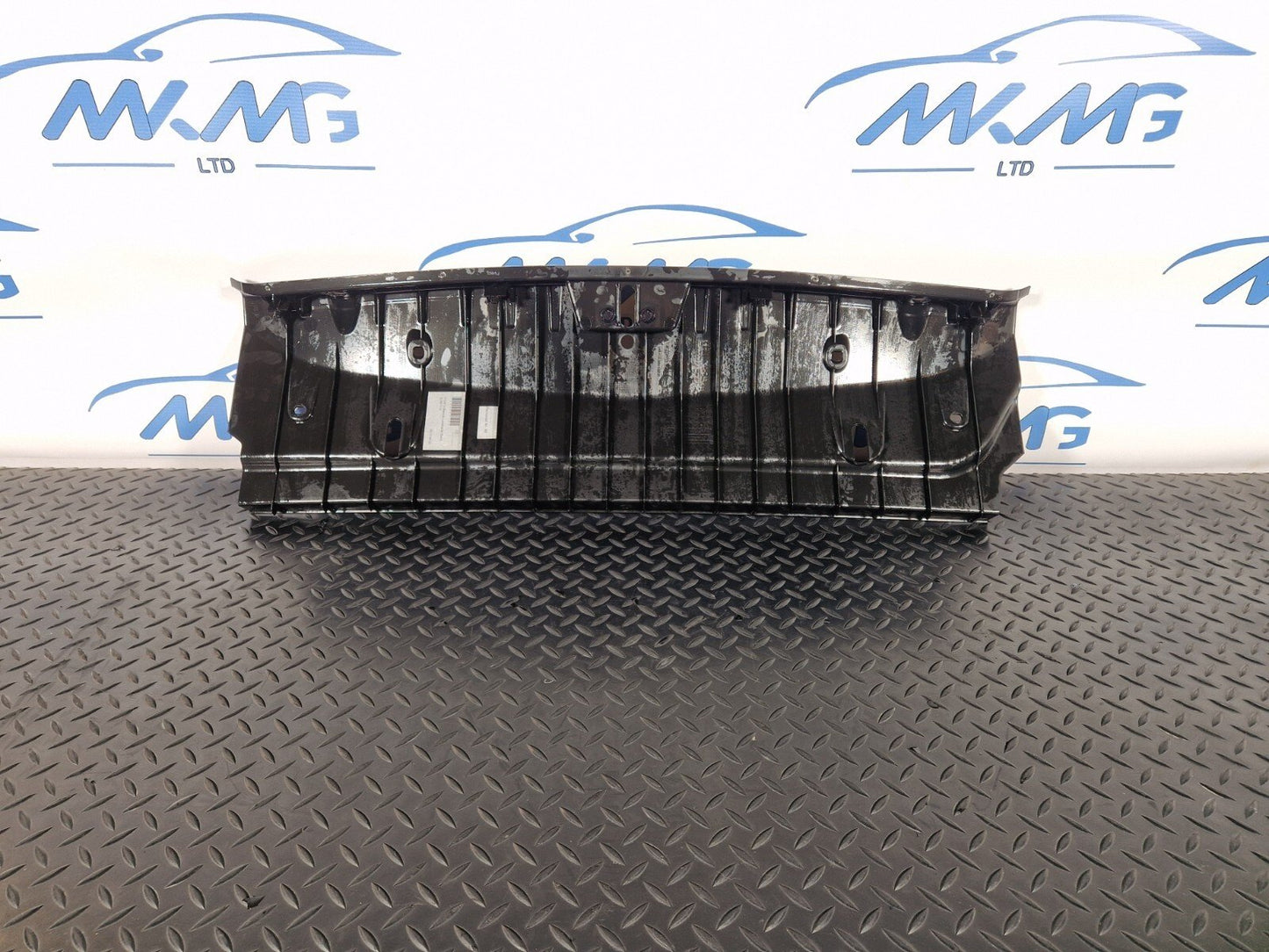 11-18 BMW 6 SERIES F06 BOOT TRUNK PANEL LOCK TRIM LOADING EDGE TRIM 7224793