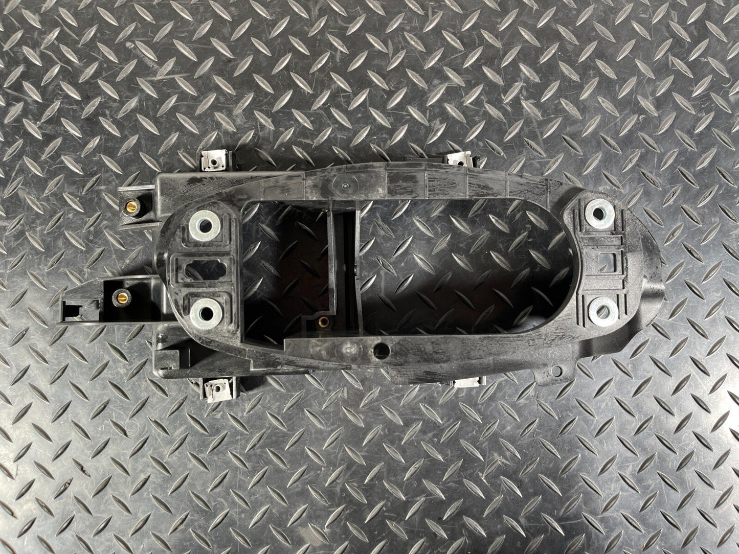 16-23 AUDI A5 F5 S-LINE GEAR SHIFTING MECHANISM MOUNTING FRAME 8W2863531