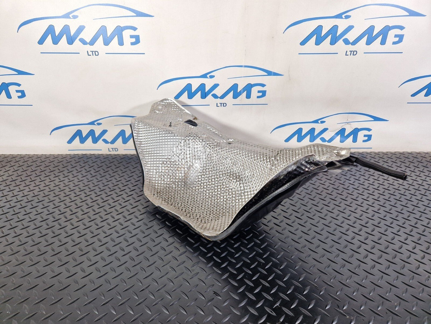 10-18 AUDI A7 4G S-LINE EXHAUST SILENCER HEAT SHIELD 4G0804165D 4G0819532B