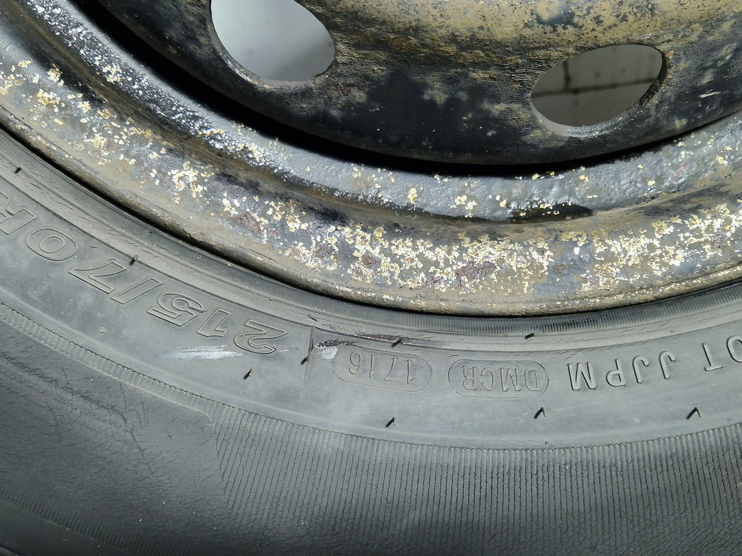 Peugeot Citroen 15" Steel Wheel with Tyre 215/70/15 ~5mm 1374096080