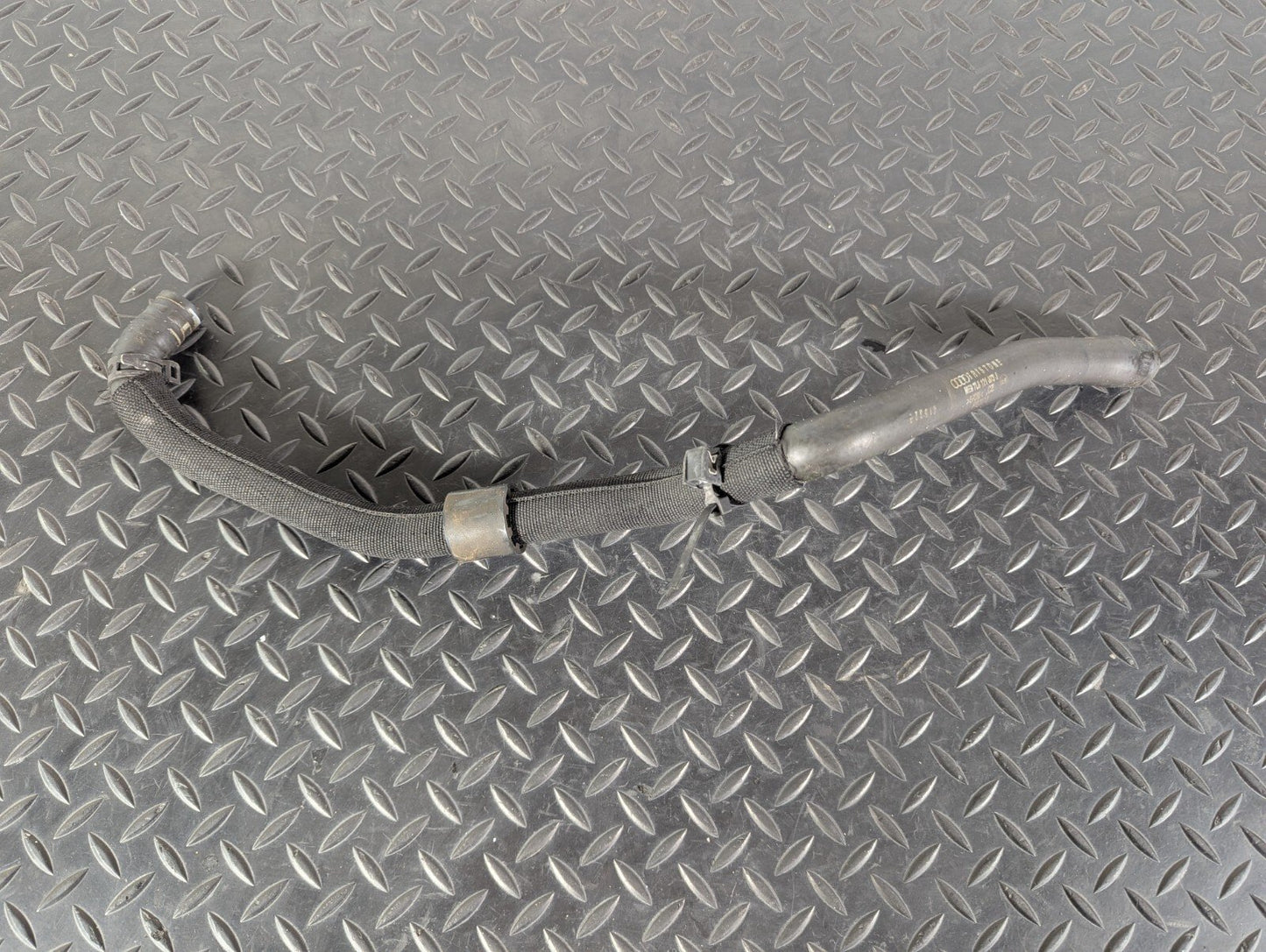 10-15 AUDI Q7 4L OEM COOLANT HOSE RADIATOR PIPE WATER COOLING LINE 7L8121073J