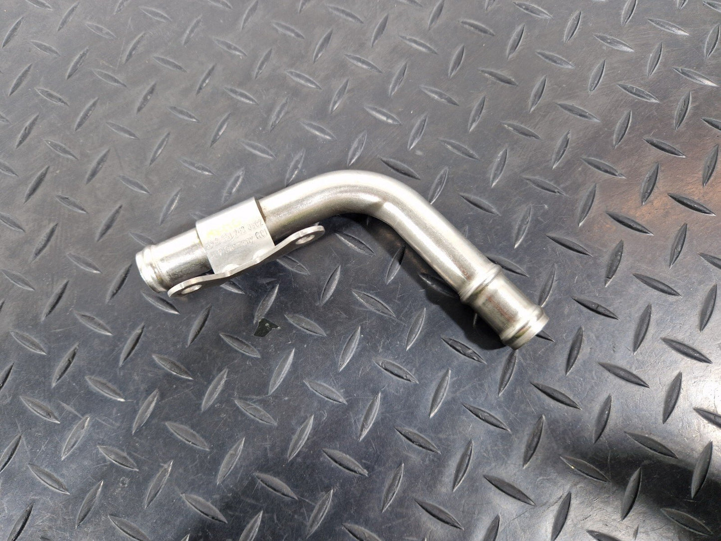 14-23 MERCEDES BENZ VITO W447 2.1d COOLANT HOSE PIPE A6512030902