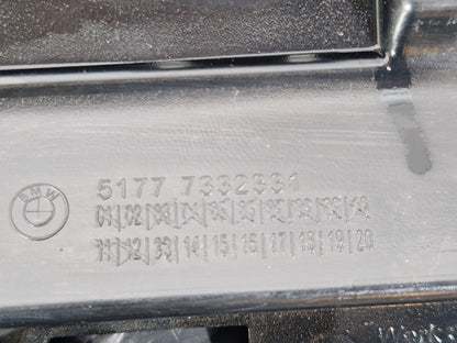 16-22 BMW X1 F48 Left Side Center Side Skirt Bracket Holder 7332331