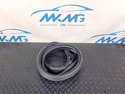 16-19 AUDI A4 B9 OEM REAR LEFT OR RIGHT DOOR RUBBER SEAL 8W5833721