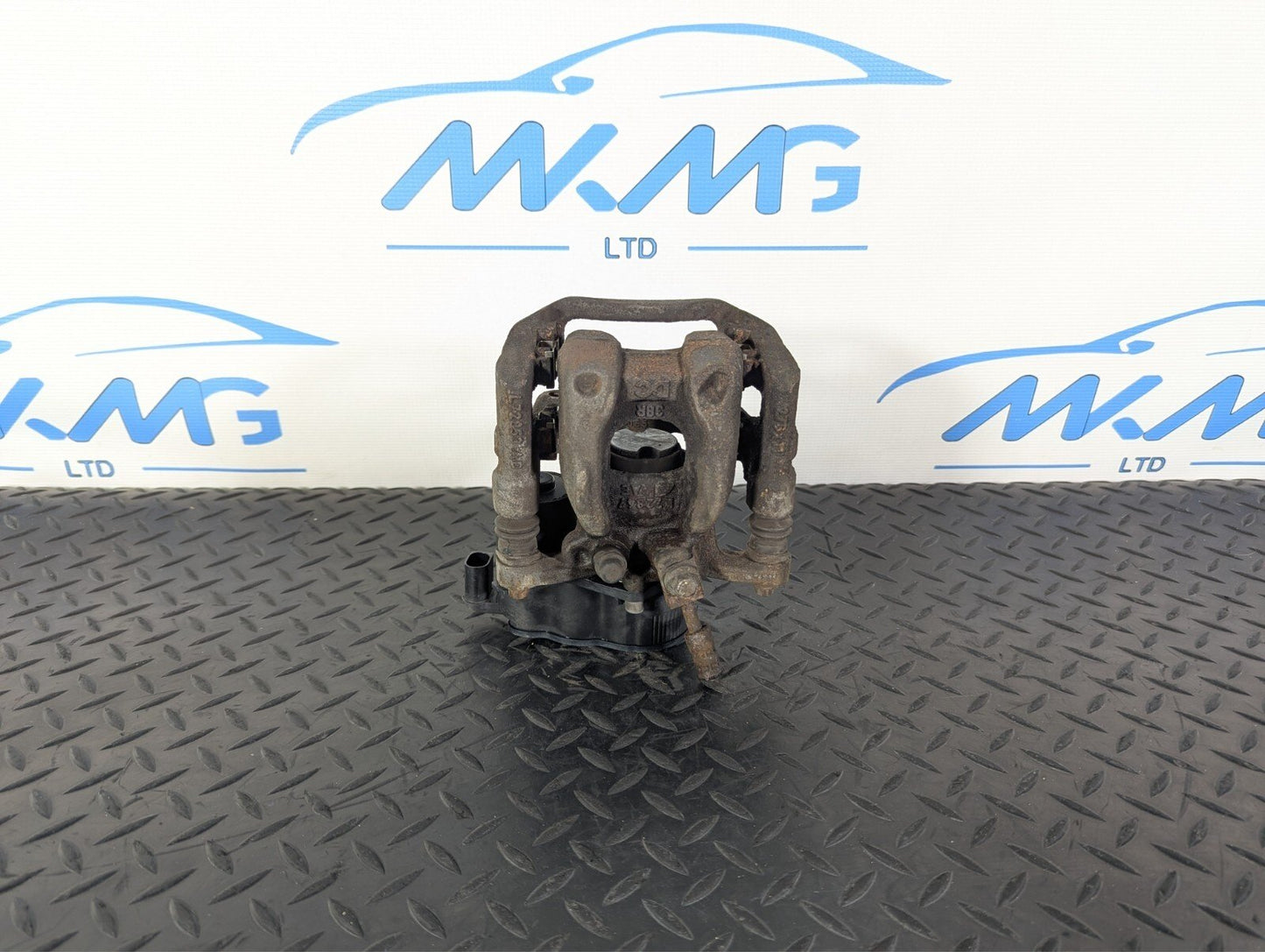 18-ON MERCEDES BENZ A CLASS W177 BRAKE CALIPER REAR RIGHT SIDE A2474230298