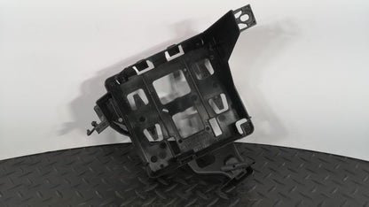 16-19 AUDI A4 B9 S-LINE GENUINE COMFORT CONTROL MODULE BRACKET HOLDER 8W0907368